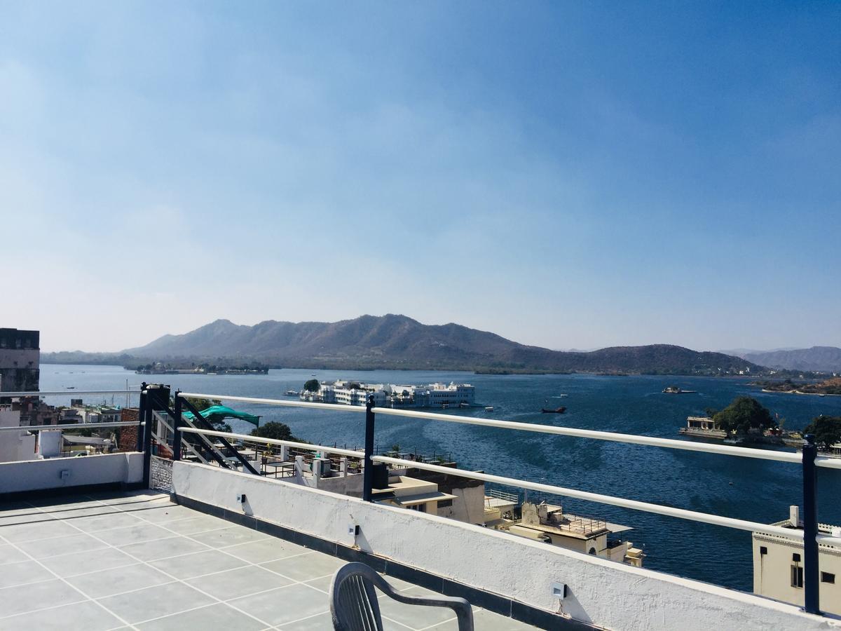 Maa Ji House On Lake Pichola Удайпур Екстериор снимка